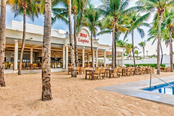 From Country Beats to Beach Retreats - Two Weeks in Nashville, Miami & Mexico plus £2,000 Cash for 2 Adults - Image 4