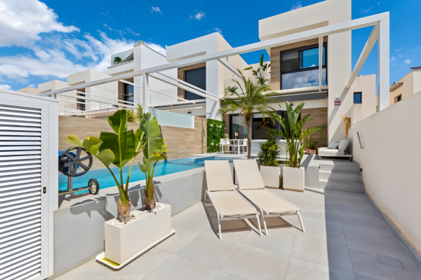 WIN a week stay at Kilted Coosada - 4 Bed Villa in Rojales, Quesada + £1,000 Cash  - Image 15