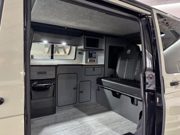 Win this Stunning Spec VW Transporter Campervan Or £35,000 Cash for Only 79p - Image 17