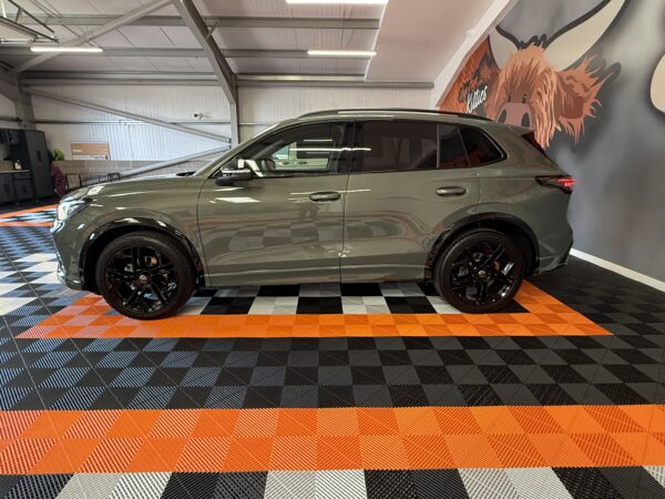 Win this Stunning 2024 VW Tiguan R-Line Or £30,000 Cash for £1.99 - Image 9