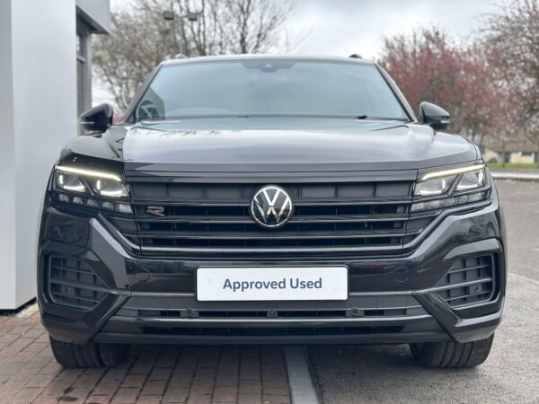 Win this Stunning VW Touareg Black Edition Or £30,000 Cash for Only £2.50 - Image 12