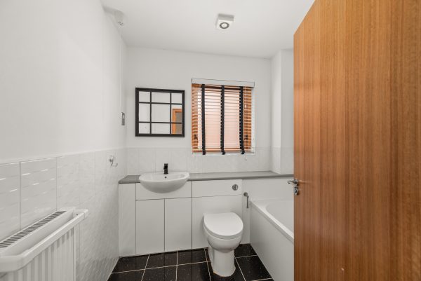 Win a Luxury 5 Bed Detached Family Home in Montrose! £275,000 Cash Alternative - Image 18