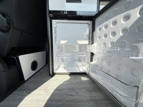 Win this Stunning Spec 2023 VWTransporter Campervan Or £40,000 Cash for Only 89p! - Get 20 tickets for £15 - Use code VW - Image 10